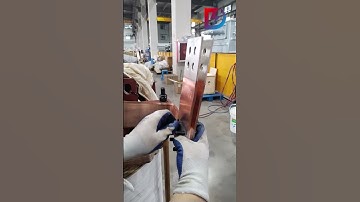 Fix the busbar on the 4000kVA three phase pad mounted transformer body