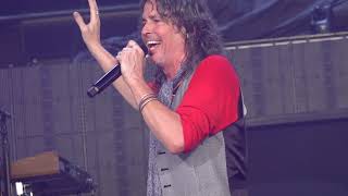 Foreigner Live 2022 🡆 I Want to Know What Love Is ⬘ Hot Blooded ⬘ Mick Jones 🡄 Jun 24 ⬘The Woodlands