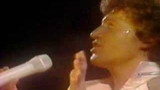 Andy Gibb - How Deep Is Your Love - Live In Chile 1984 chords