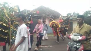 arak arakan jaran kencak feat kuntulan carem live desa cantuk