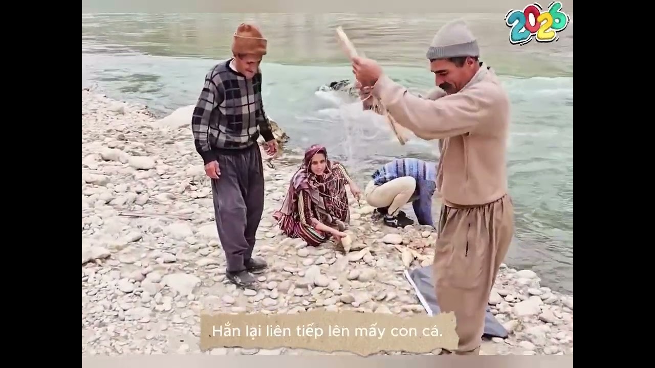 Việc duy chuyển trong vùng nui thật khó. Người dân iran đi đánh bắt cá🐟🐟🐟