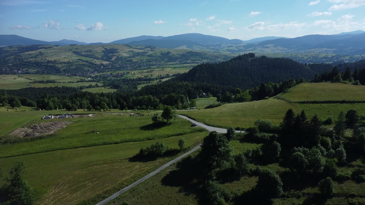 Pustka na skraju Poręby Wielkiej i Niedźwiedzia - Piękne Gorce