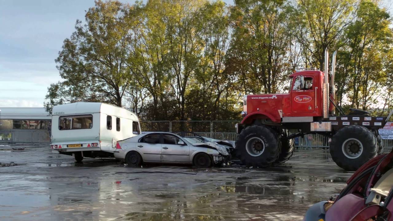 Northeast monster truck show caravan smash