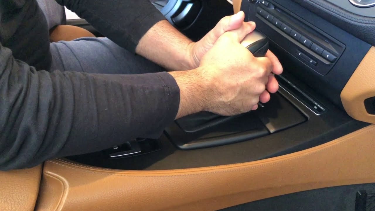 BMW z4 e89 Interieur Interior Mittelkonsole ausbauen ashtray remove