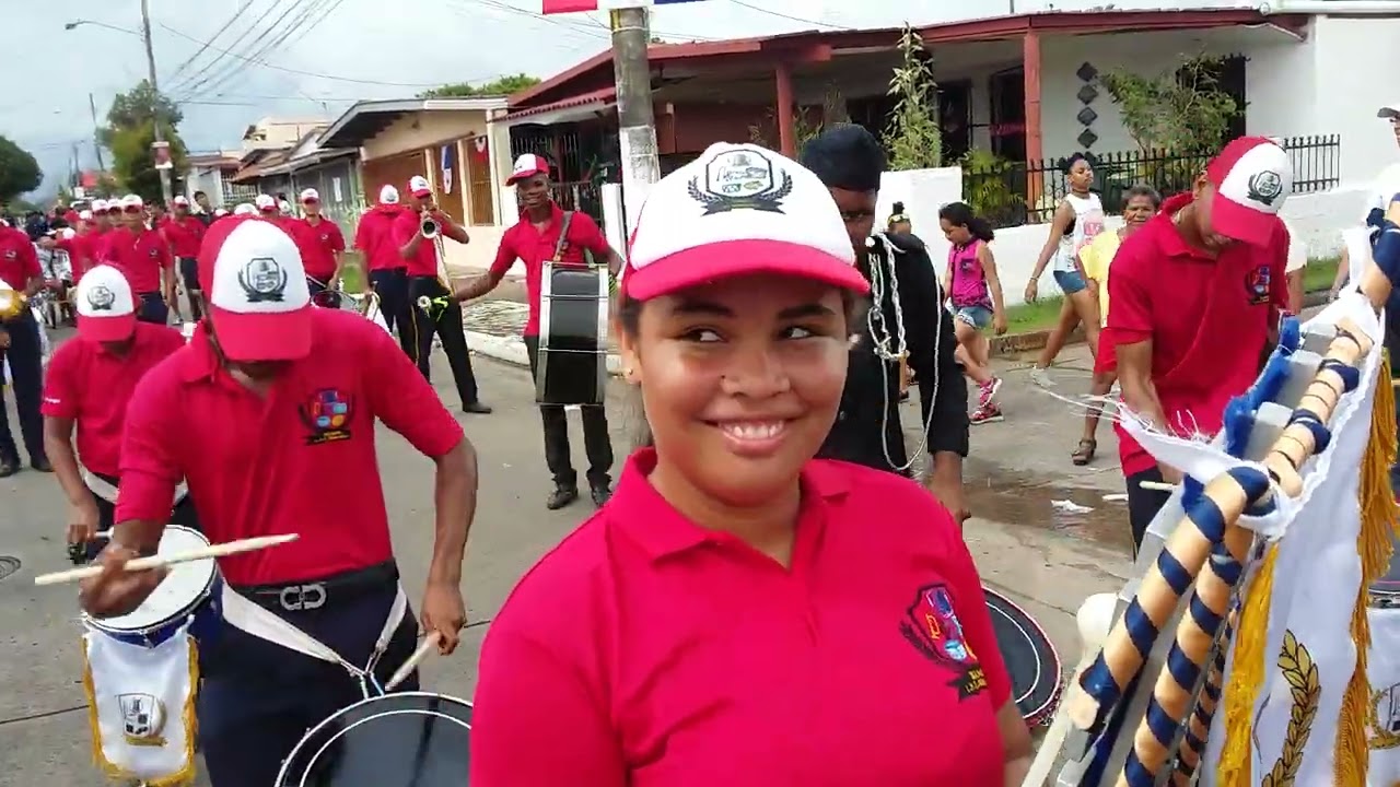 Banda IPT Don Bosco 4-11-17 marcha 5 notas