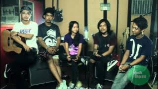 Musik Literasi : Long Live The Queen