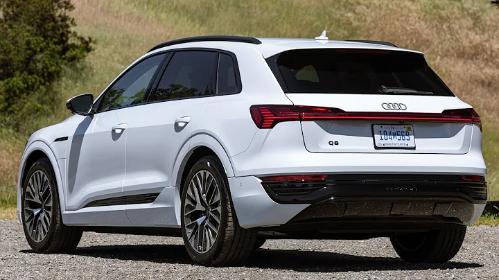 NEW 2024 Audi Q8 E-Tron is AWESOME Luxury Electric Family SUV with 355 HP!
