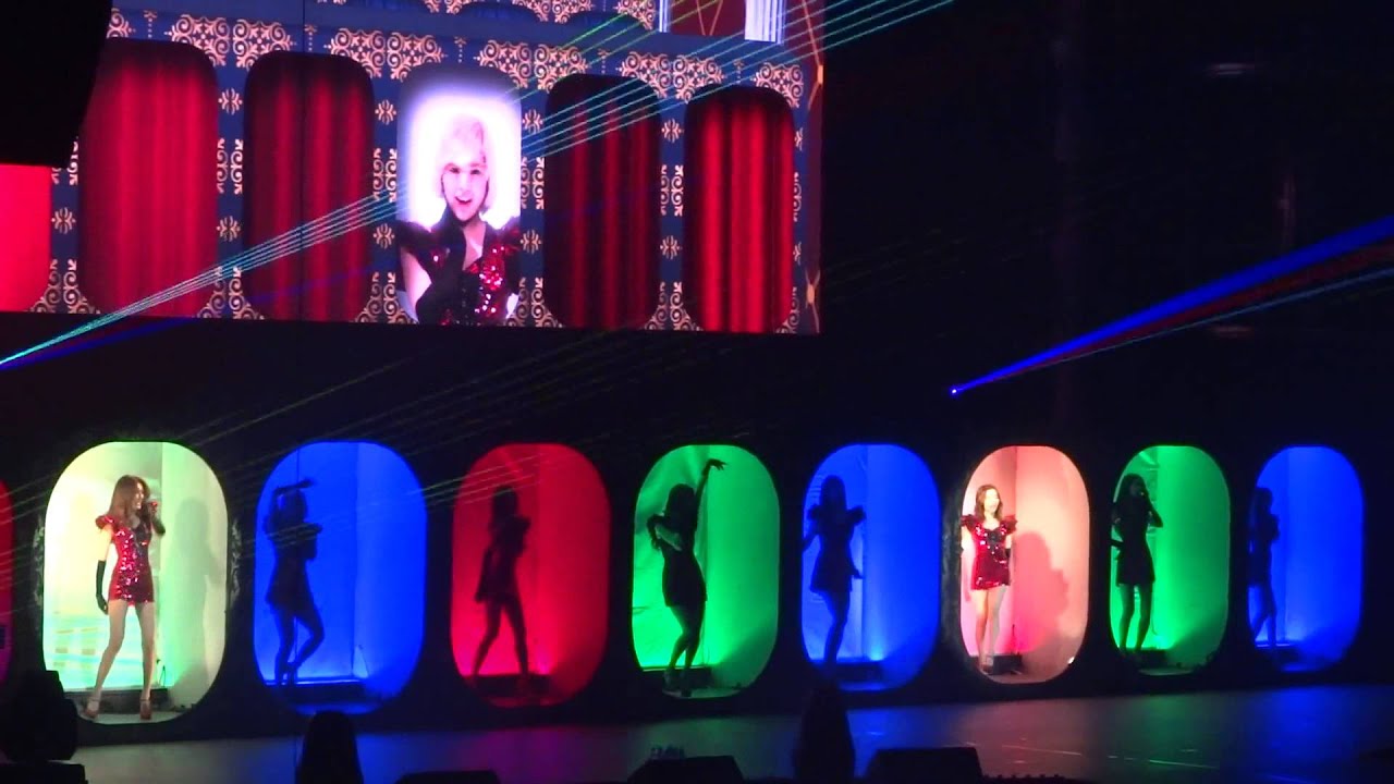 140215 SNSD 少女時代 Girls & Peace Tour in Macau Paparazzi