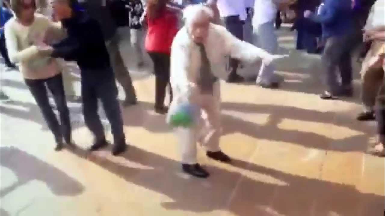 Phish Old Man Dances and Throws Away Canes Rages to Phi YouTube