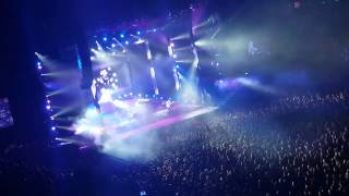 Biffy Clyro - Bubbles (Live @ Manchester Arena)