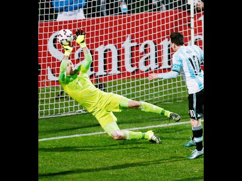 Increible atajada de David Ospina vs Lionel Messi - Argentina vs Colombia Copa America 2015 HD