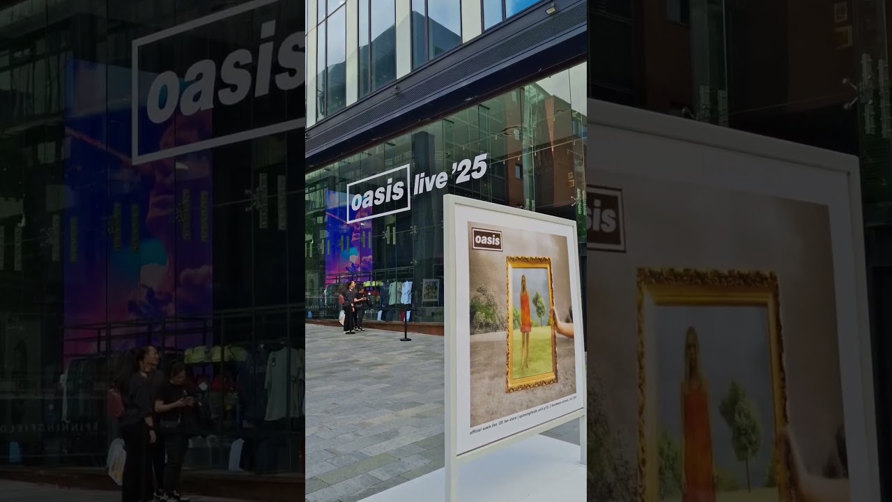 Oasis Live ’25 Manchester pop-up merchandise fan shop Store