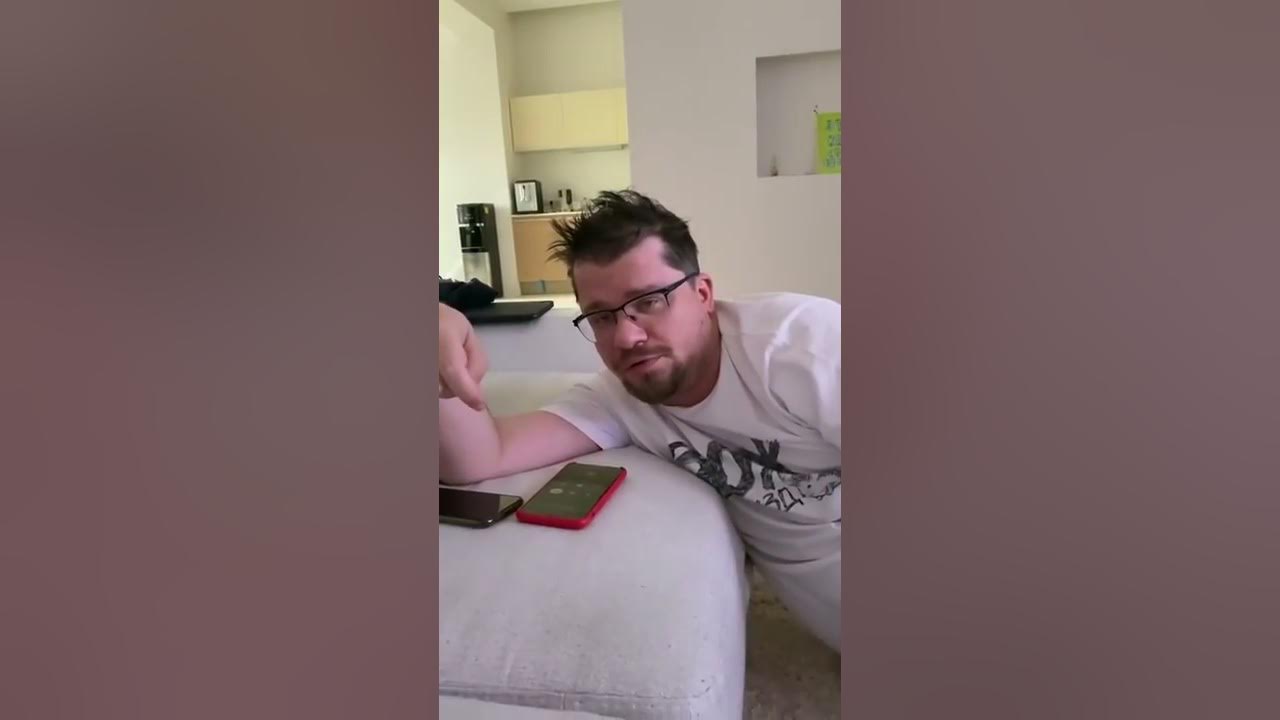 Гарик харламов разводит мошенников. Харламов и мошенником телефонным. Харламов и мошенником телефонным. Гарик разговаривает с мошенниками. Харламов и мошенником телефонным.