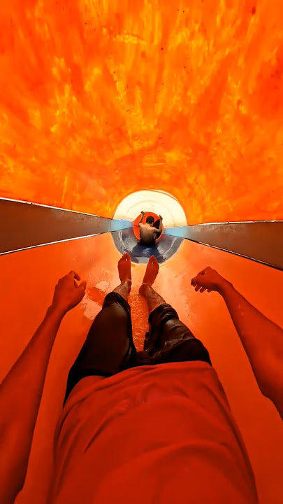 bella ciao parkour stuck in waterslide pov 🥰😍😜