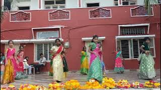 Bathukamma | Gummare gumma  bathukamma  song dance performance 