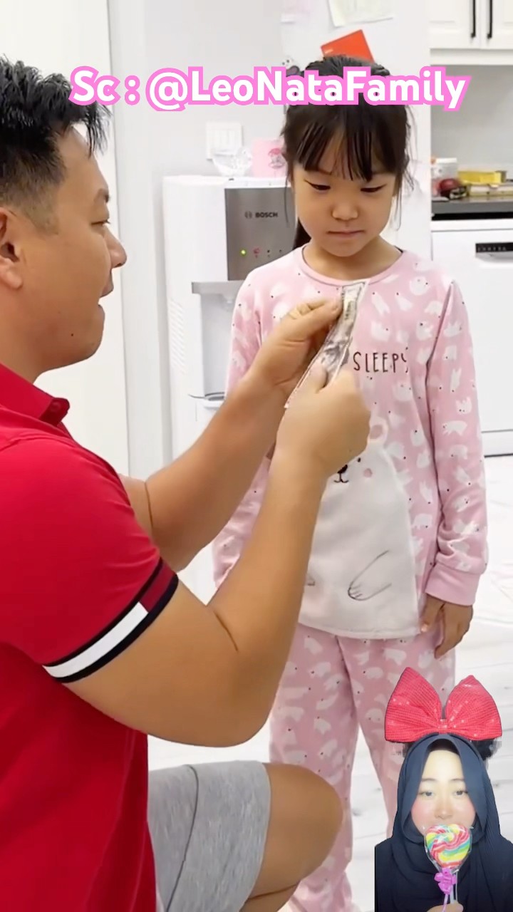 MAMA SEDANG LATIHAN ⁉️cara cepat ambil uang adik?@LeoNataFamily #shorts #funny #dubbing