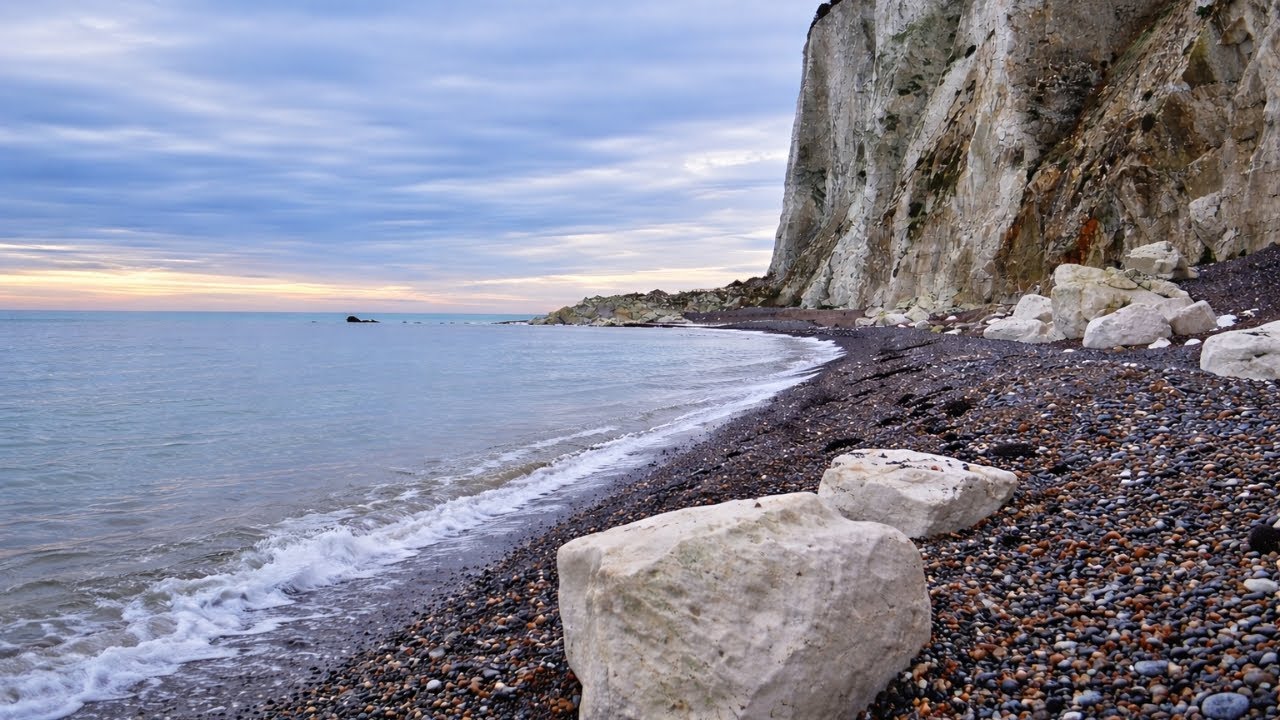 Narrow Pebble Beach Walk at High Tide | White Cliffs & Soothing Ocean Sounds | For Relaxation
