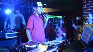 Dj Marcelinho, sacudindo o Baile!