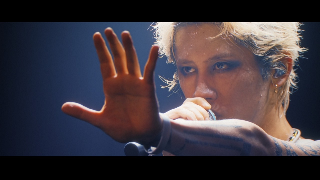 ONE OK ROCK - LIVE DVD & Blu-ray 