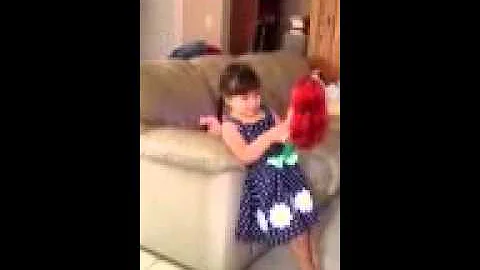 Bella singing the ariel song