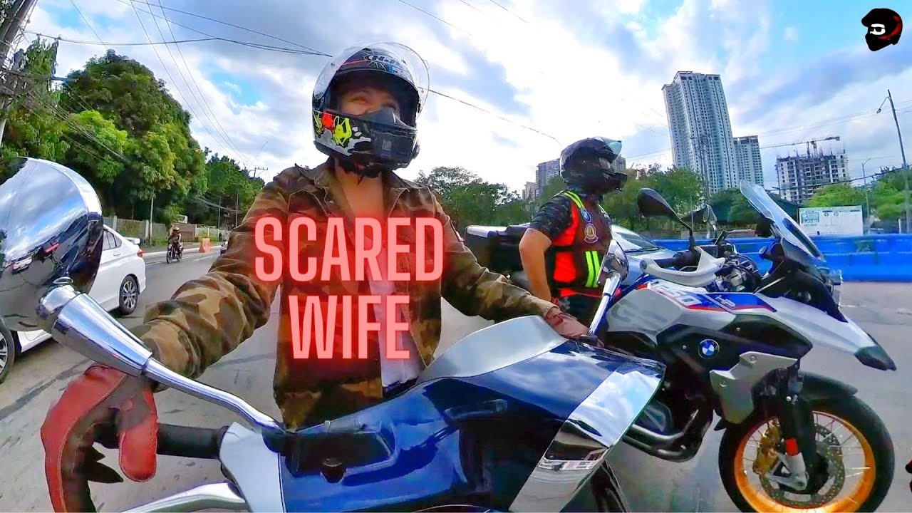 Wife riding at EDSA and COMMONWEALTH for the FIRST TIME!