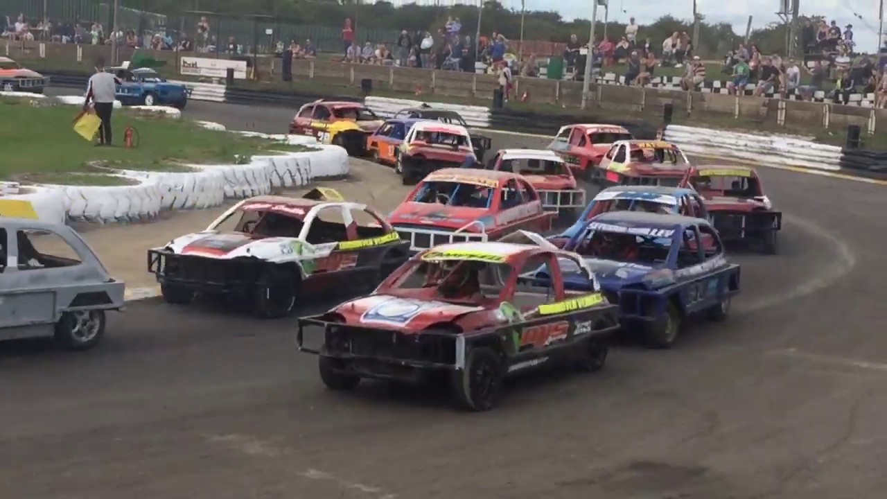1300 Saloon Stock Cars Gold Roof Championship 2019 Skegness Raceway 21