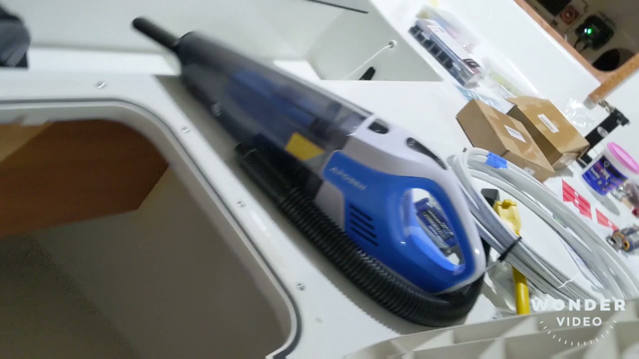 Instalando Luzes de Navegação e Rádio VHF no veleiro