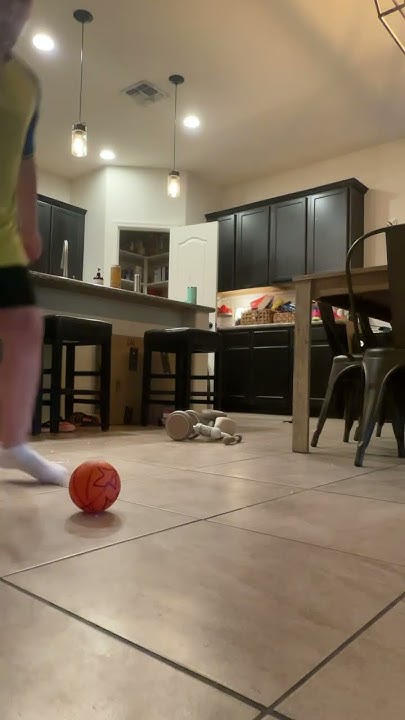 how much do cr7s cost