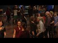 Fest-noz de Savigny- Extrait de Danse Plaen chantée par Istribilh