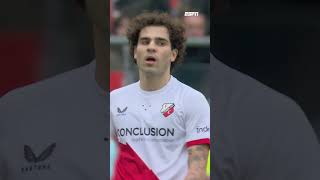 Jeremijas St. Juste pasako Semui Steijnui piktą pamoką