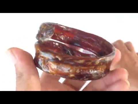 Bagi penggemar gelang akar bahar, tentunya anda ingin mengetahui ciri-ciri akar bahar yang asli itu . 