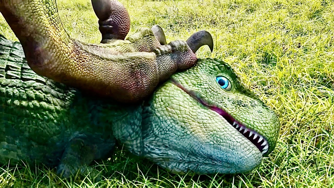 This Cute Dino Messed With the Wrong Beast and Instantly Regretted It 🦖🔥 | Movie Recap