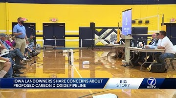 Iowa Landowners share concerns about proposed carbon dioxide pipeline
