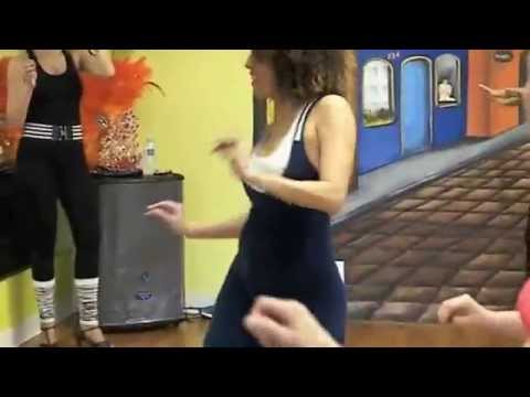 Cia Do Axe - Samba Show Workshop (Andrea Araujo)