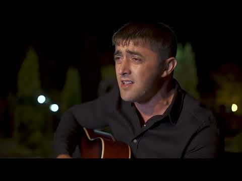 Роберт Каракетов - Между двух огней