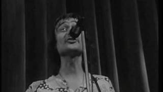 Watch Puhdys Geh Dem Wind Nicht Aus Dem Weg video