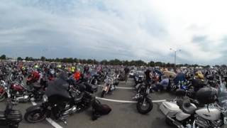Видео 360: Тысячи байкеров выехали в воскресенье в центр Вашингтона
