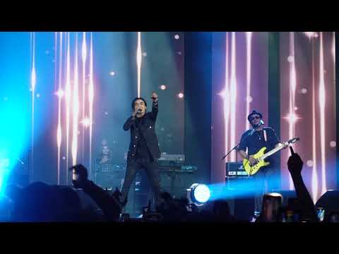 Setia Band - Gerimis Mengundang - ST12 Konsert Reunion 20 Tahun Charly Berkarya