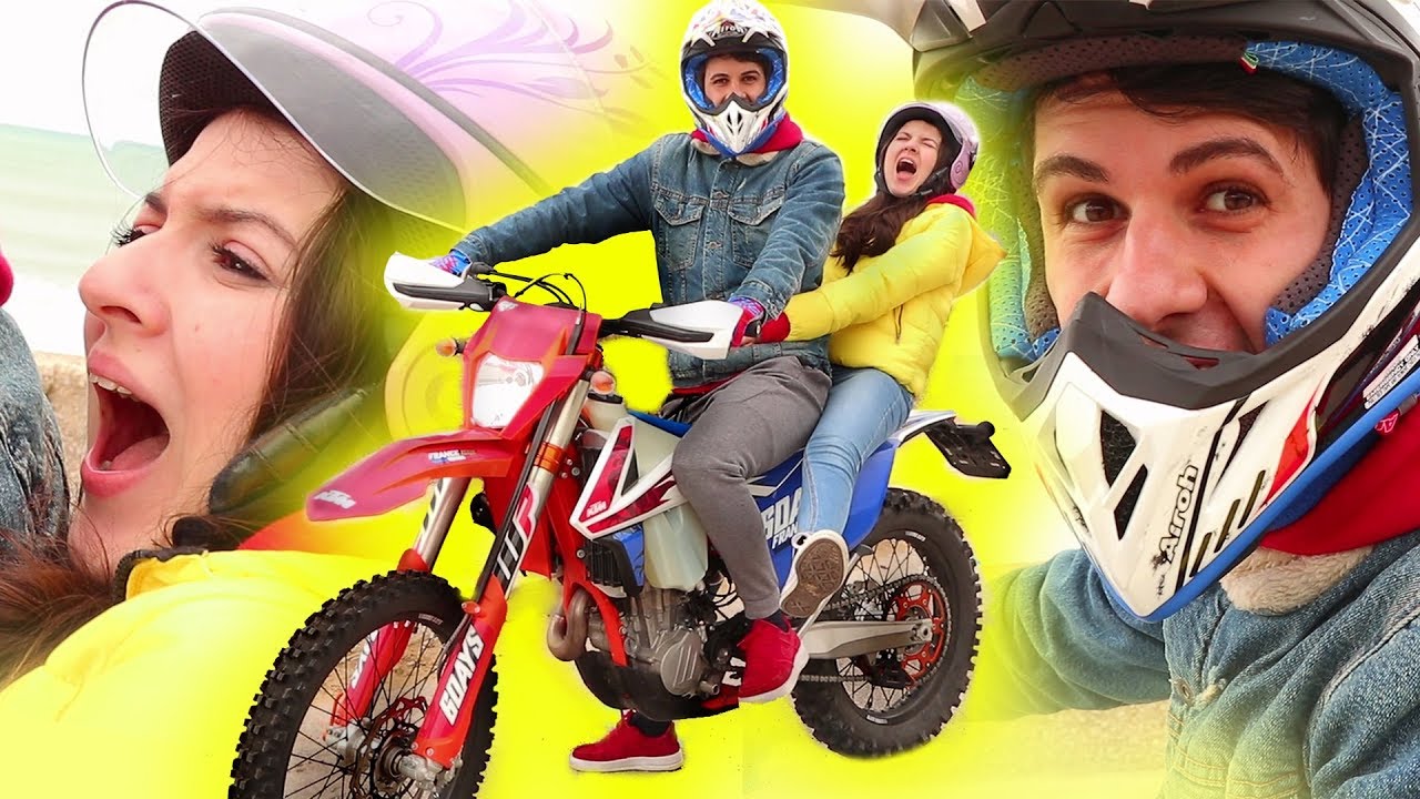 SOFÌ PROVA IL MOTOCROSS DI LUÌ! *È pazza* - YouTube