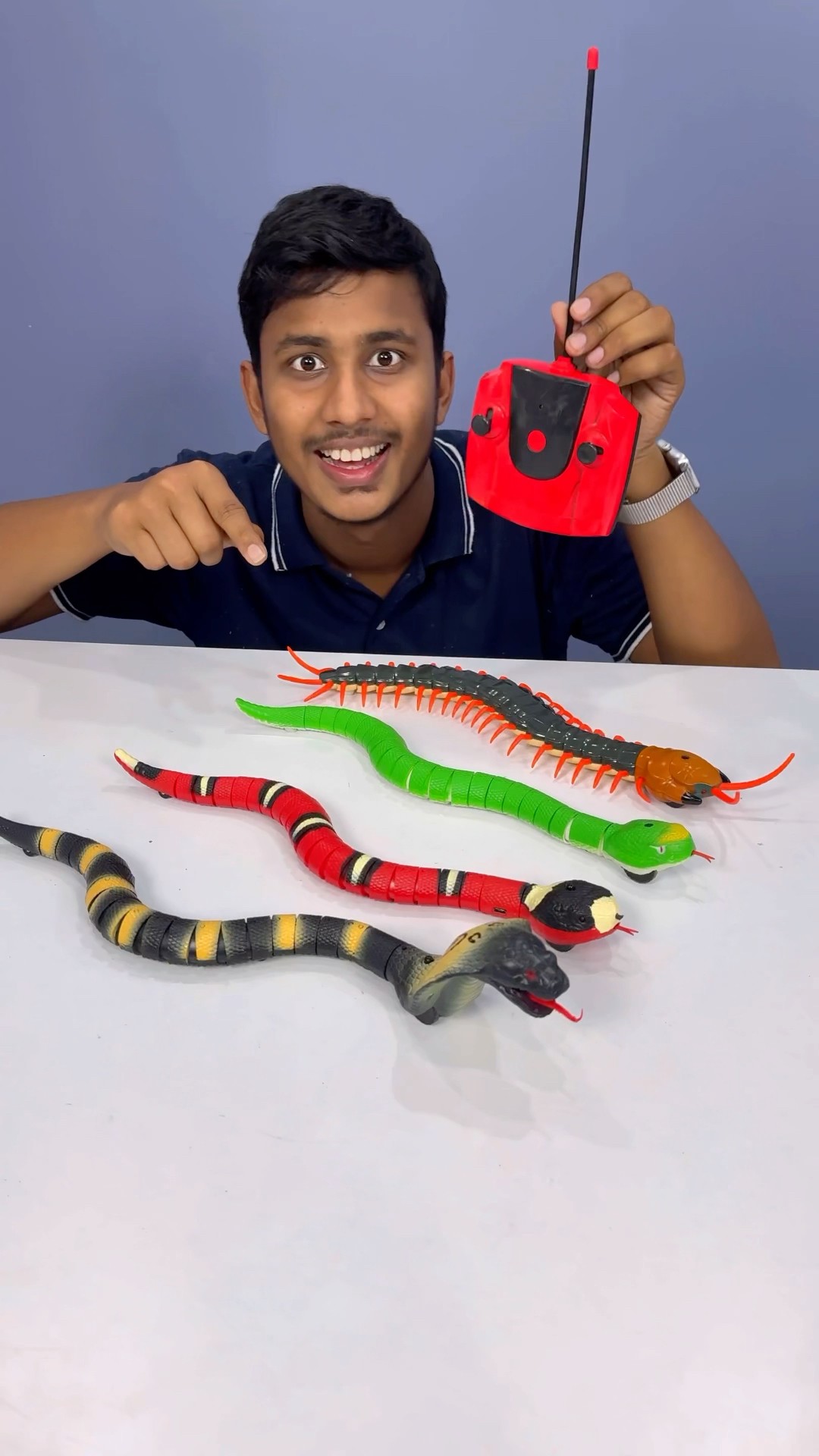 Ajj to RC Snake Ka bazaar lagadiya ?