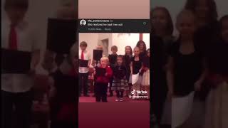 Kid at church screams during song😂😂