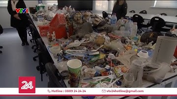 Rác... 30 năm tuổi trên bãi biển Australia | VTV24