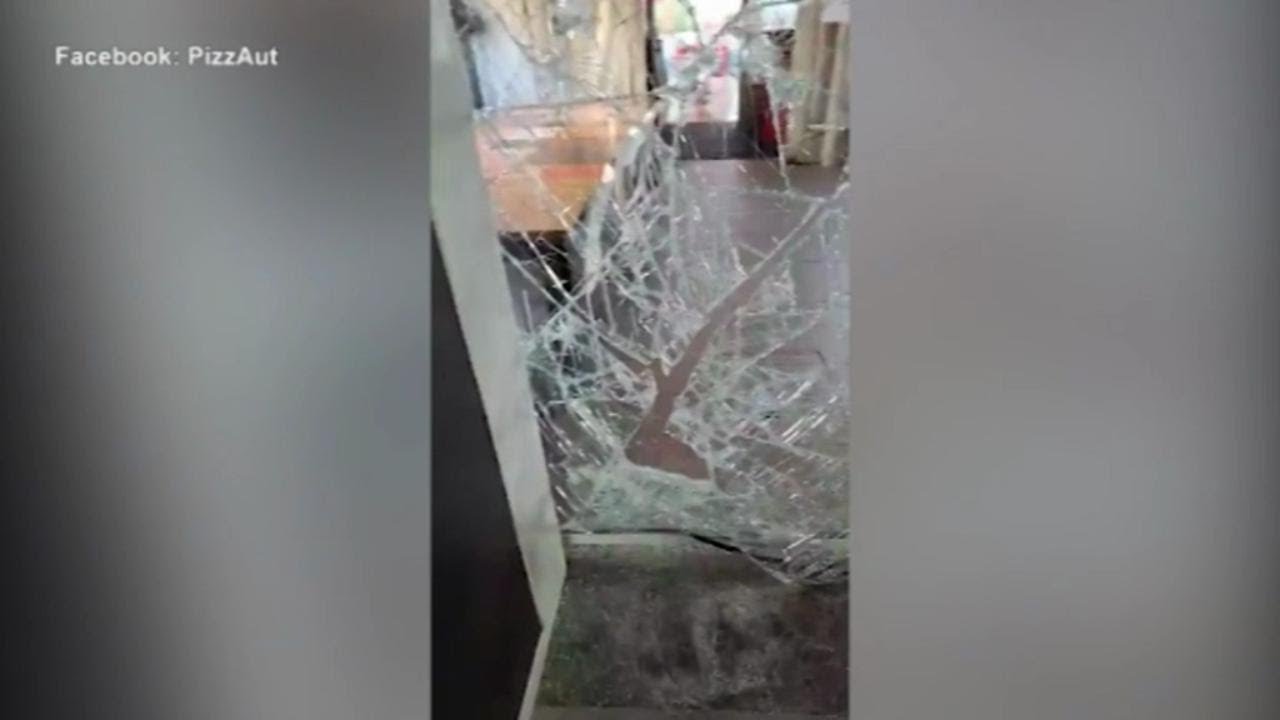 PIZZAUT, Nico Acampora mostra i danni: 