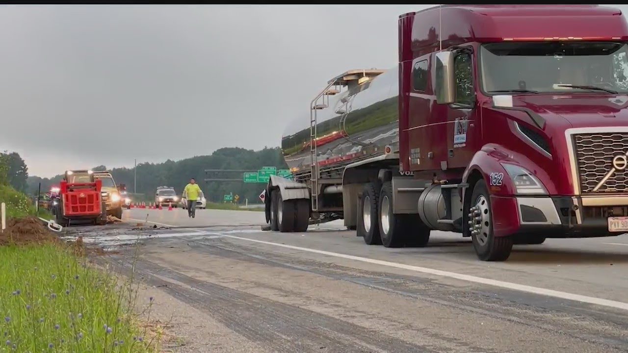 School bus, tanker crash on I-80 in Mercer County - YouTube