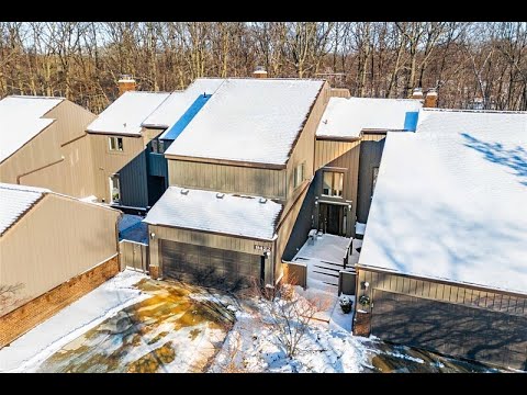 9422 Hawthorne Glen Drive, Grosse Ile, MI home video tour