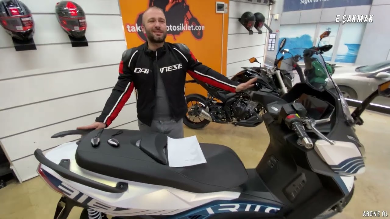 Türkiye'ye Yeni Gelen Ariic Chief 318 zi Yerinde Test Ettik... ( 250cc Maxıscoter )
