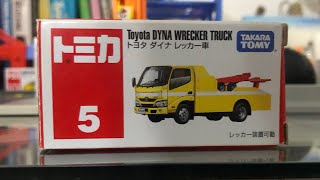 Tomica no.5 Toyota Dyna Wrecker Truck