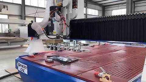 Linear ATC 8 tools, under the gantry