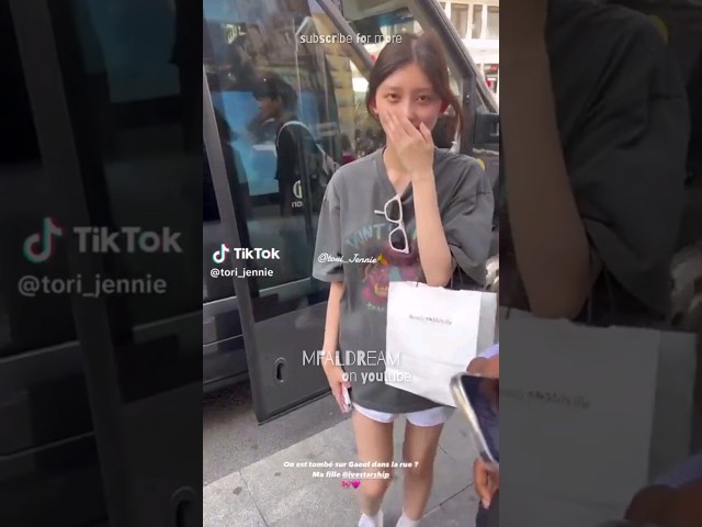 IVE‘s Gaeul is going viral after her reaction to meeting fans while out in Madrid #kpop #shorts class=