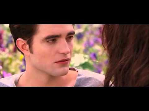 68. Amanecer 2 - Bella le muestra sus pensamientos a Edward (FINAL) -  YouTube